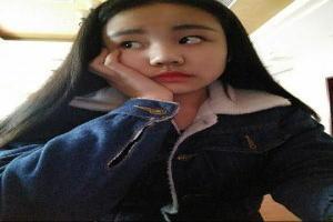 柳二龙的上衣跑没了原图